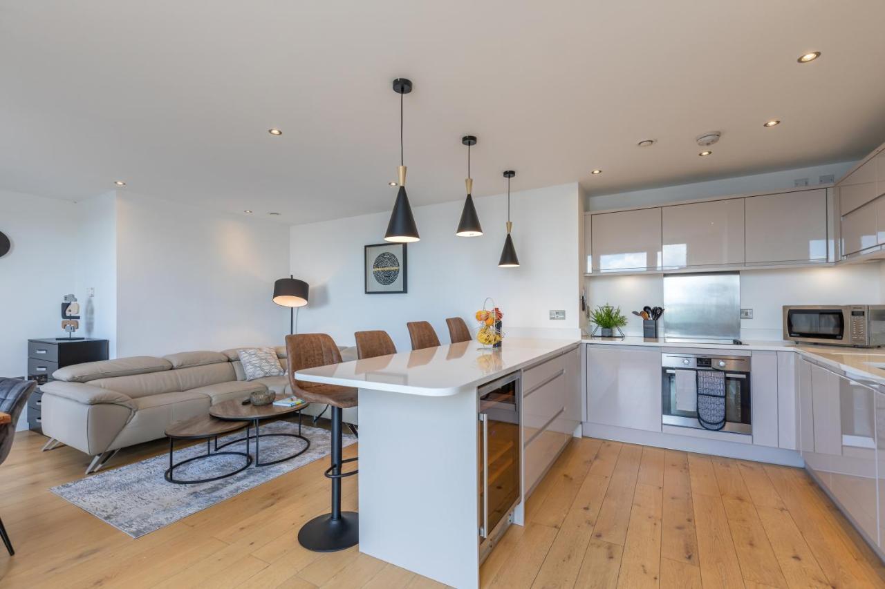 Unique Sea View Penthouse With Hot Tub Lägenhet Brighton Exteriör bild